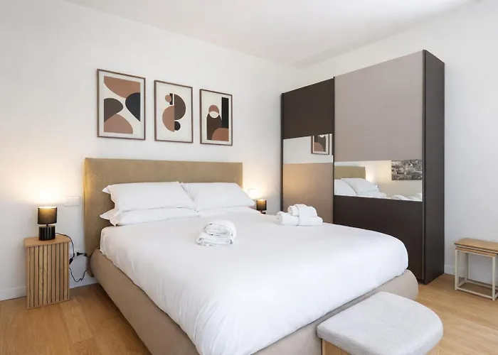 Elegantis Aventino Charming Flat With Private Terrace - Colosseo, Metro&circo Massimo Nearby * Roma