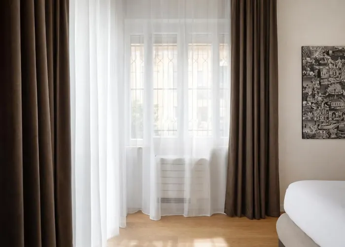 Elegantis Aventino Charming Flat With Private Terrace - Colosseo, Metro&circo Massimo Nearby Appartamento