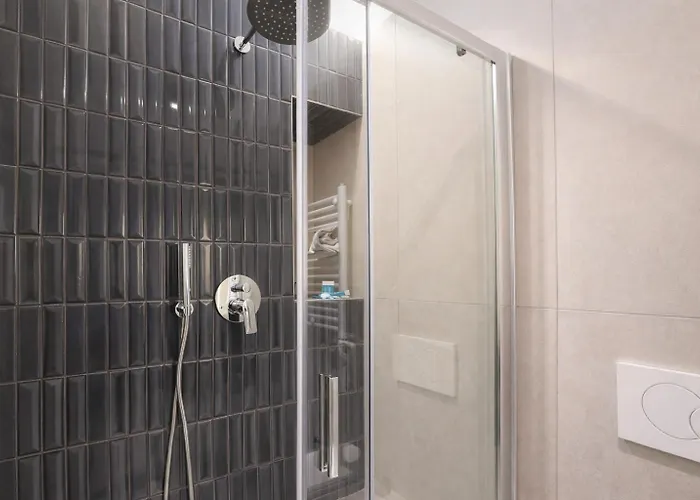 Elegantis Aventino Charming Flat With Private Terrace - Colosseo, Metro&circo Massimo Nearby *